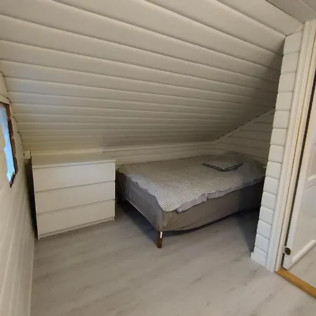 Feriehus Sorlandshus Med 3 Soverom Arendal