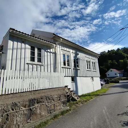 Sorlandshus Med 3 Soverom * Arendal
