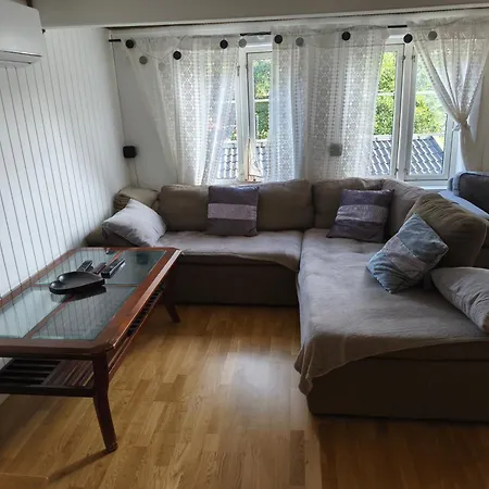 Sorlandshus Med 3 Soverom * Арендаль