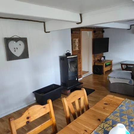 Sorlandshus Med 3 Soverom 펜션 아렌달