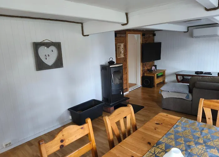 Sørlandshus Med 3 Soverom Feriehus Arendal