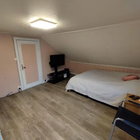 Sørlandshus Med 3 Soverom Feriehus *